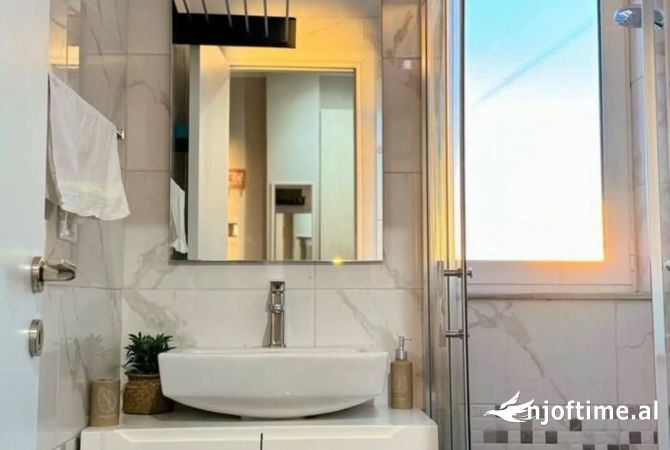 Shtepi me qera Apartament ne Tirane, 1+1, Mobilimi E mobiluar, Pagesa 550  Euro.