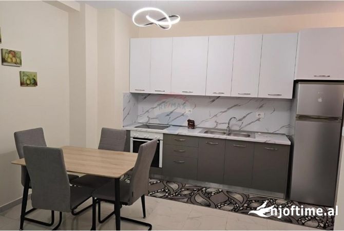 Shtepi me qera 1+1 ne Tirane - 450 Euro