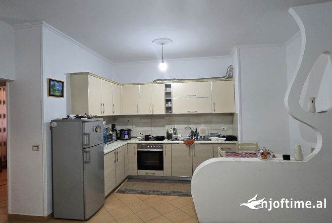 Shtepi ne shitje 2+1 ne Tirane - 110,000 Euro