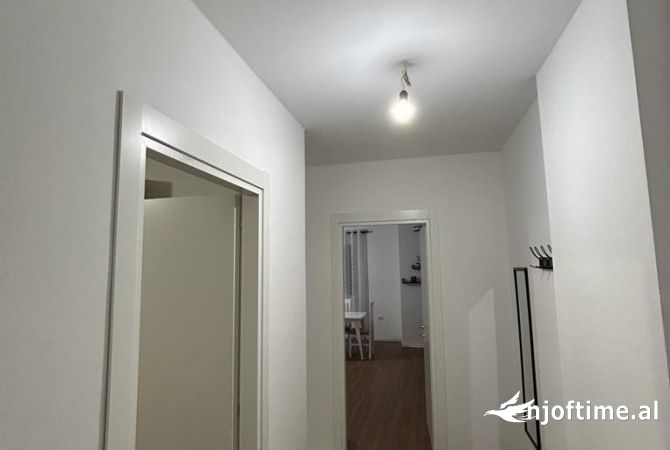 Shtepi me qera 1+1 ne Tirane - 400 Euro