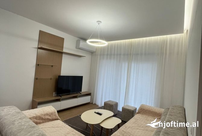 Shtepi me qera Apartament ne Tirane, 1+1, Mobilimi E mobiluar, Pagesa 600  Euro.