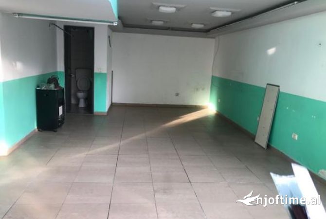 Ambient biznesi me qera 1+1 ne Tirane - 380 Euro