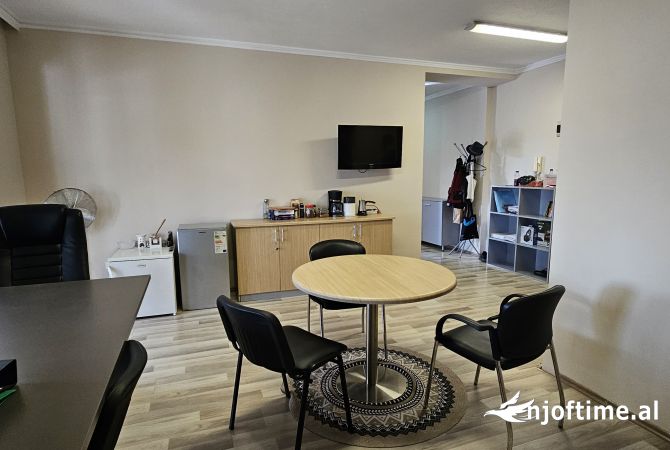 Penthouse me qira bllok