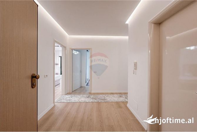 Shtepi me qera 3+1 ne Tirane - 1,000 Euro