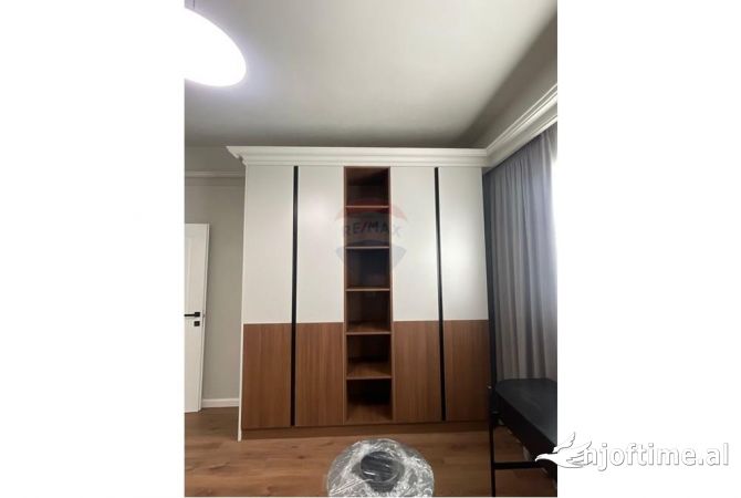 Shtepi me qera Apartament ne Tirane, 2+1, Mobilimi E mobiluar, Pagesa 500  Euro.