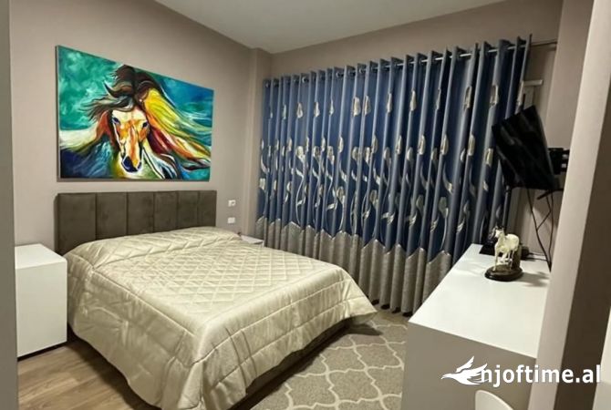 Shtepi me qera 2+1 ne Tirane - 700 Euro