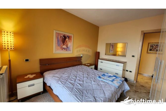 Shtepi me qera Apartament ne Tirane, 2+1, Mobilimi E mobiluar, Pagesa 780  Euro.
