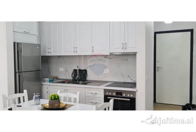 Shtepi me qera 2+1 ne Tirane - 550 Euro