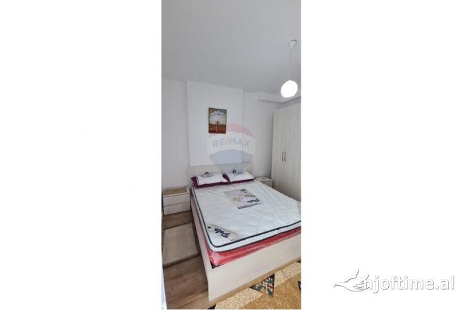 Shtepi me qera Apartament ne Tirane, 2+1, Mobilimi E mobiluar, Pagesa 550  Euro.