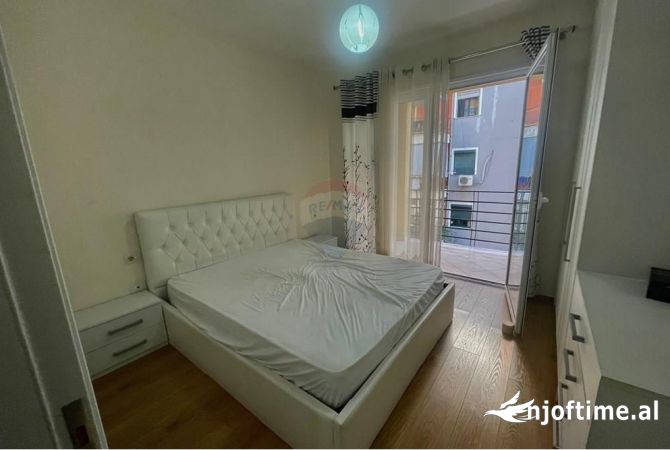 Shtepi me qera 2+1 ne Tirane - 550 Euro