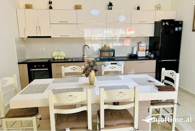 Casa in vendita 3+1 a Tirana - 280,000 Euro