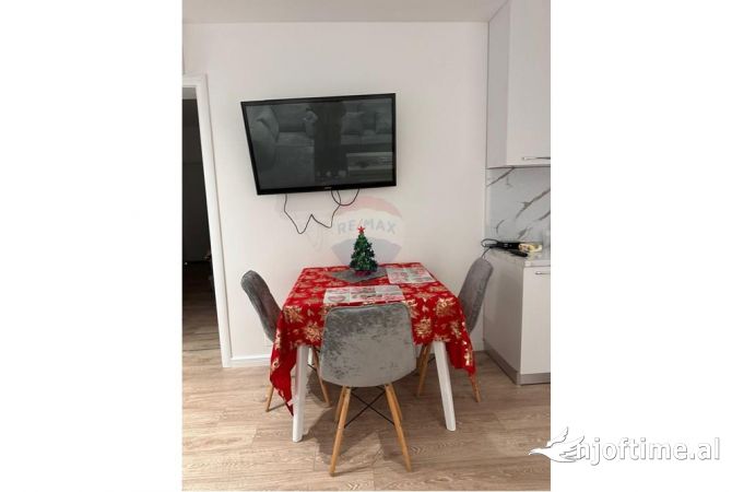 Shtepi me qera 2+1 ne Tirane - 600 Euro