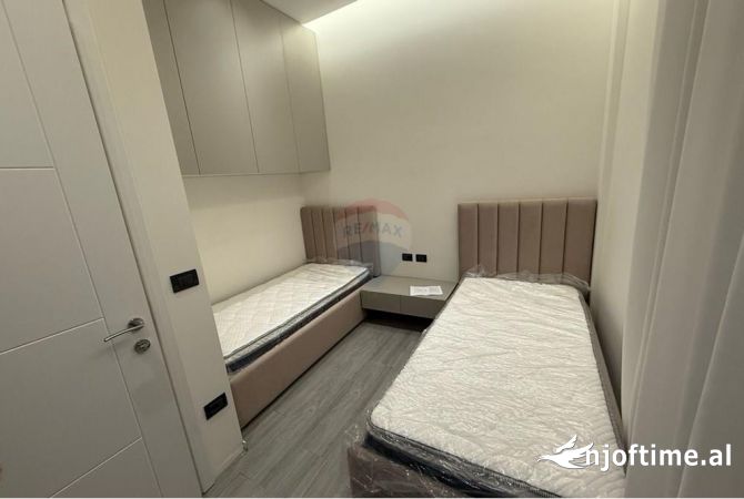 Shtepi me qera 2+1 ne Tirane - 450 Euro