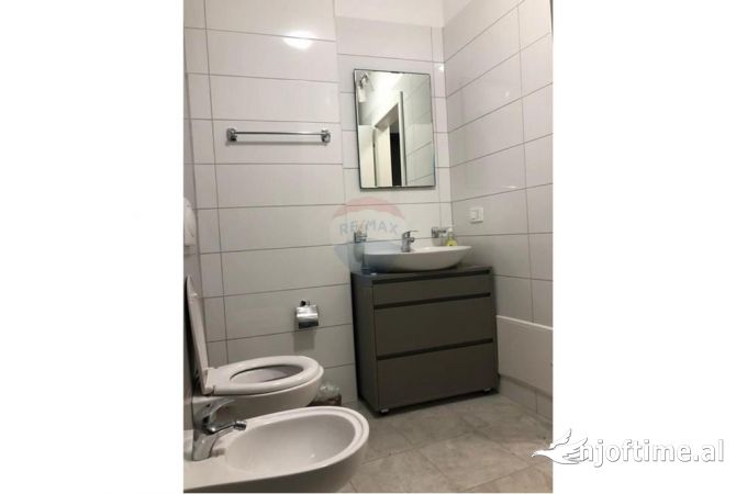 Shtepi me qera 2+1 ne Tirane - 550 Euro