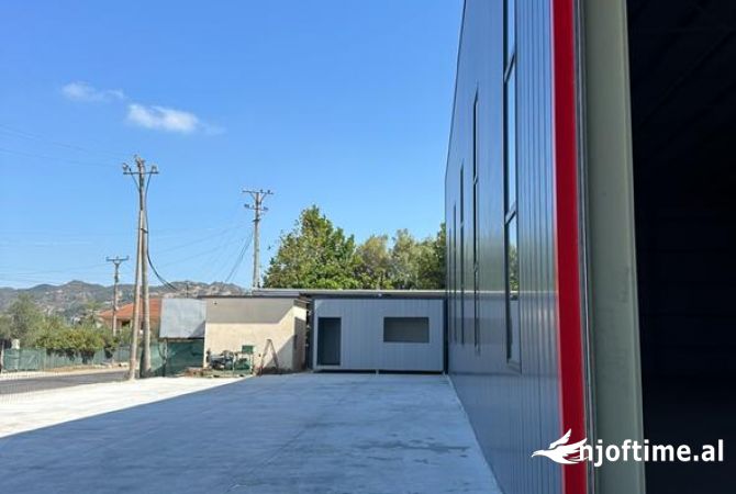 Ambient biznesi me qera 4+1 ne Tirane - 2,000 Euro