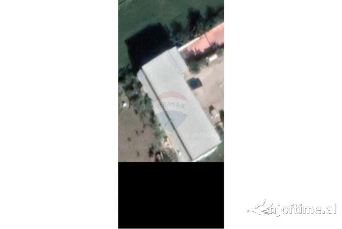 Ambient biznesi me qera 4+1 ne Tirane - 1,000 Euro