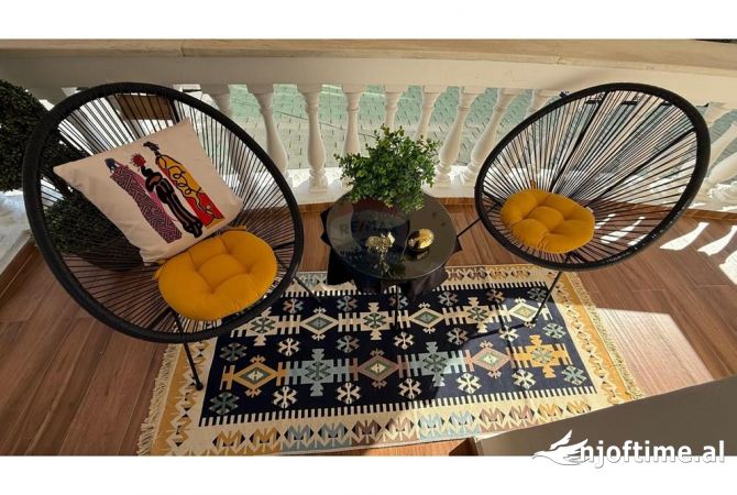 Shtepi me qera 1+1 ne Tirane - 900 Euro