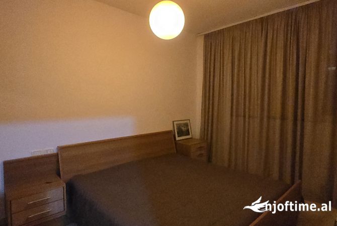 Shtepi me qera 1+1 ne Tirane - 400 Euro