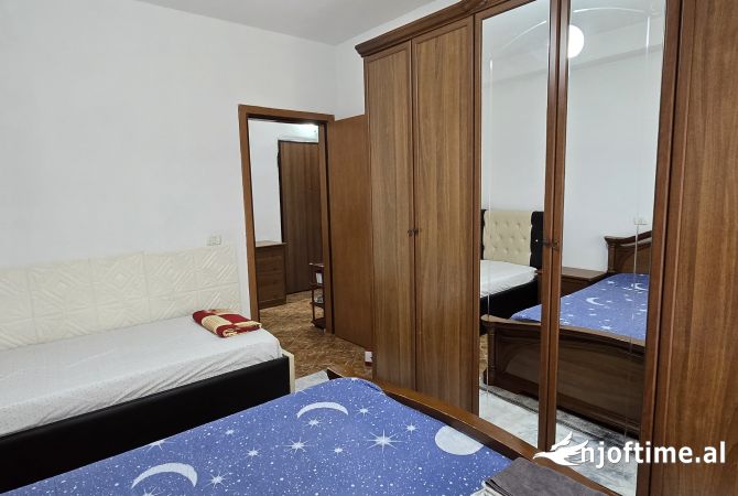 Shtepi me qera Apartament ne Tirane, 1+1, Mobilimi E mobiluar, Pagesa 400  Euro.