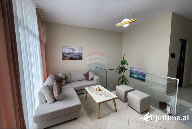 Shtepi me qera Apartament ne Tirane, 2+1, Mobilimi E mobiluar, Pagesa 650  Euro.