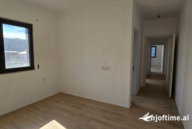 Shtepi ne shitje 2+1 ne Tirane - 185,000 Euro