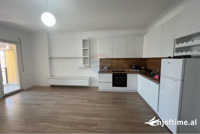 Shtepi me qera 1+1 ne Tirane - 500 Euro