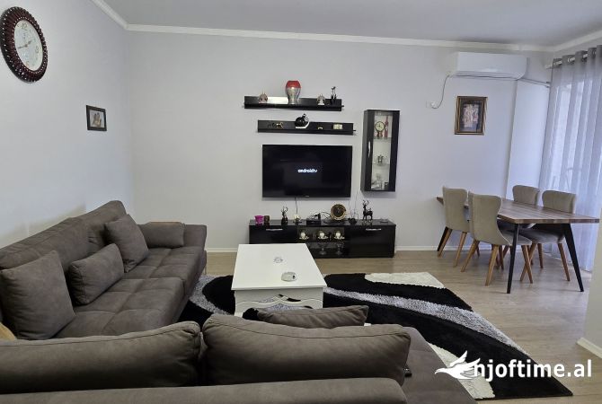 Shtepi me qera 1+1 ne Tirane - 550 Euro