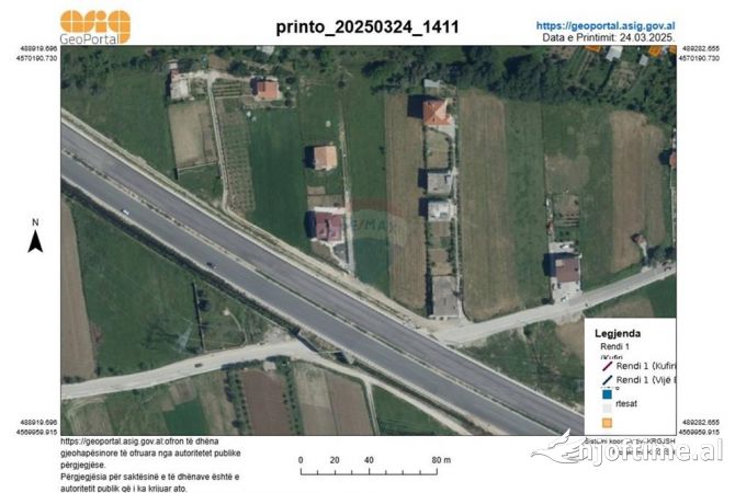 Truall ose Toke  ne Tirane - 500,000 Euro