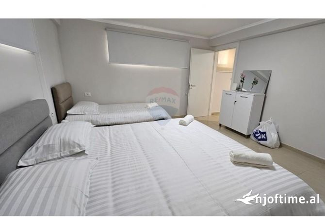 Shtepi me qera Shtepi Private ne Tirane, 1+1, Mobilimi E mobiluar, Pagesa 500  Euro.