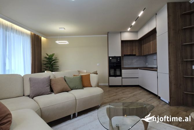 Shtepi me qera 1+1 ne Tirane - 1,000 Euro