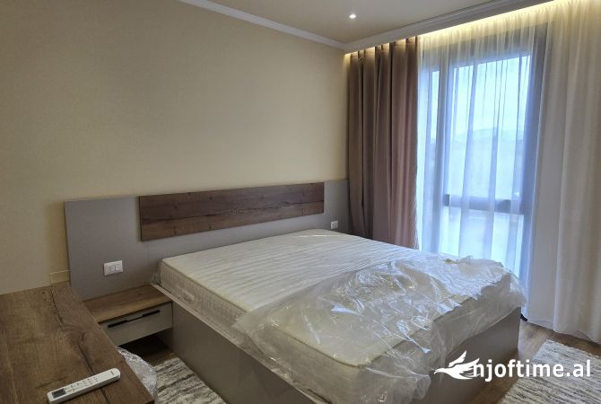 Shtepi me qera Apartament ne Tirane, 1+1, Mobilimi E mobiluar, Pagesa 1,000  Euro.