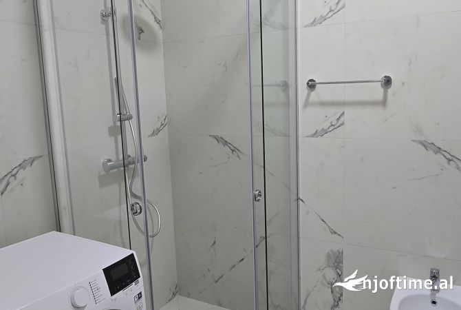 Shtepi me qera Apartament ne Tirane, 2+1, Mobilimi E mobiluar, Pagesa 1,500  Euro.