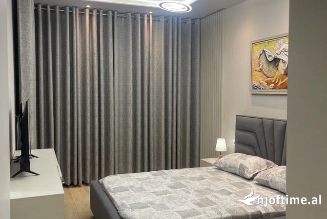 Shtepi me qera Apartament ne Tirane, 1+1, Mobilimi E mobiluar, Pagesa 900  Euro.