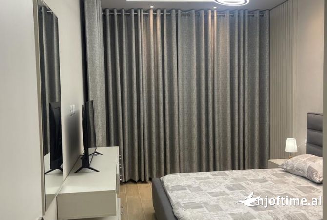 Shtepi me qera Apartament ne Tirane, 1+1, Mobilimi E mobiluar, Pagesa 900  Euro.