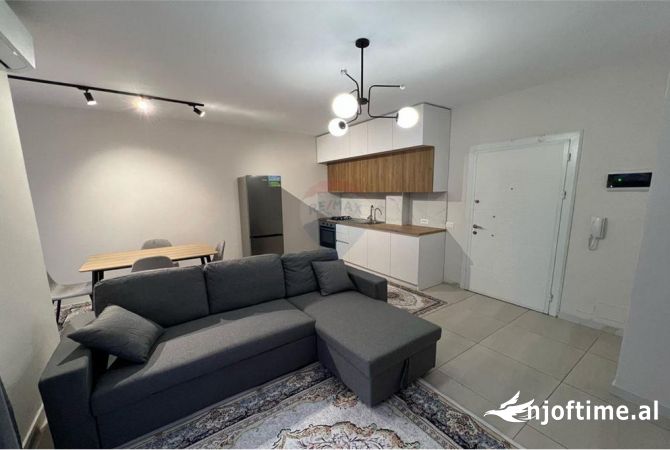 Shtepi me qera Apartament ne Tirane, 1+1, Mobilimi E mobiluar, Pagesa 600  Euro.