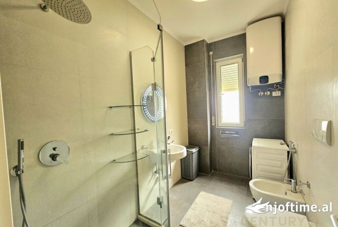 Shtepi me qera Apartament ne Tirane, 1+1, Mobilimi E mobiluar, Pagesa 500  Euro.