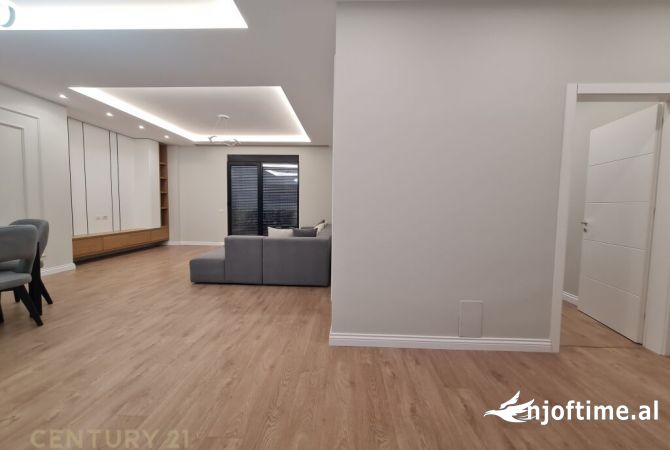 Shtepi me qera Apartament ne Tirane, 1+1, Mobilimi E mobiluar, Pagesa 700  Euro.