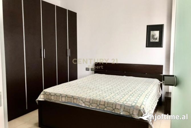 Shtepi me qera Apartament ne Tirane, 1+1, Mobilimi E mobiluar, Pagesa 650  Euro.