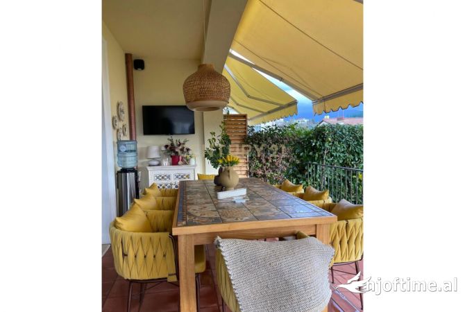 Shtepi ne shitje Apartament ne Tirane, 2+1, Mobilimi E mobiluar, Pagesa 530,000  Euro.