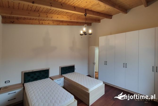 Shtepi me qera Apartament ne Tirane, 2+1, Mobilimi E mobiluar, Pagesa 950  Euro.