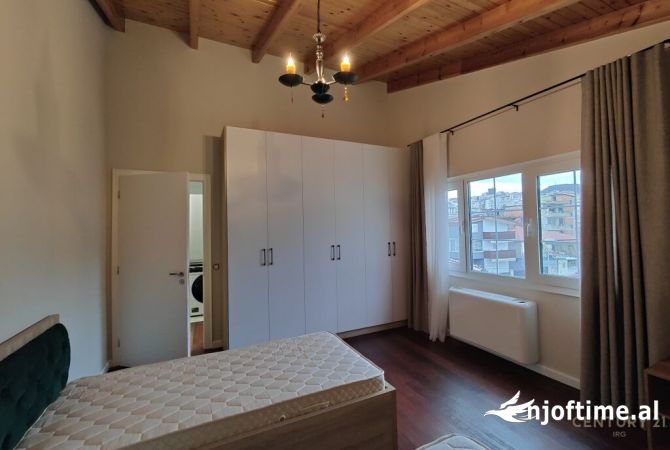 Shtepi me qera Apartament ne Tirane, 2+1, Mobilimi E mobiluar, Pagesa 950  Euro.
