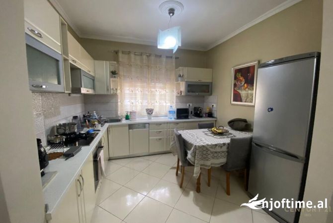Shtepi me qera 2+1 ne Tirane - 600 Euro