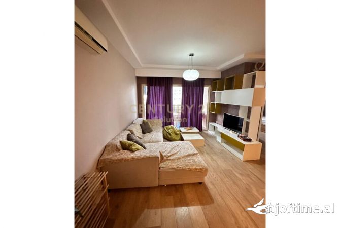 Shtepi me qera Apartament ne Tirane, 2+1, Mobilimi E mobiluar, Pagesa 600  Euro.