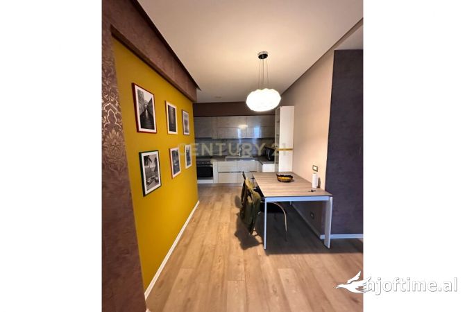 Shtepi me qera Apartament ne Tirane, 2+1, Mobilimi E mobiluar, Pagesa 600  Euro.