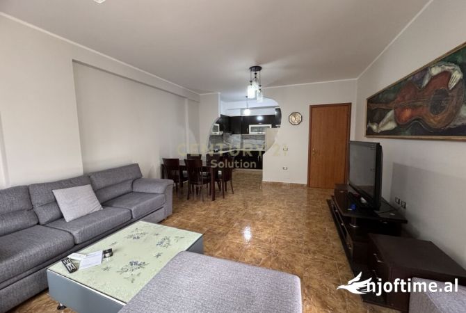 Shtepi me qera 2+1 ne Tirane - 400 Euro