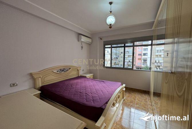 Shtepi me qera Apartament ne Tirane, 2+1, Mobilimi E mobiluar, Pagesa 400  Euro.