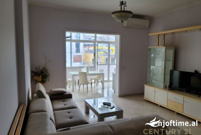 Shtepi ne shitje 2+1 ne Tirane - 275,000 Euro