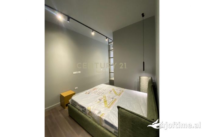 Shtepi me qera Apartament ne Tirane, 2+1, Mobilimi E mobiluar, Pagesa 1,000  Euro.