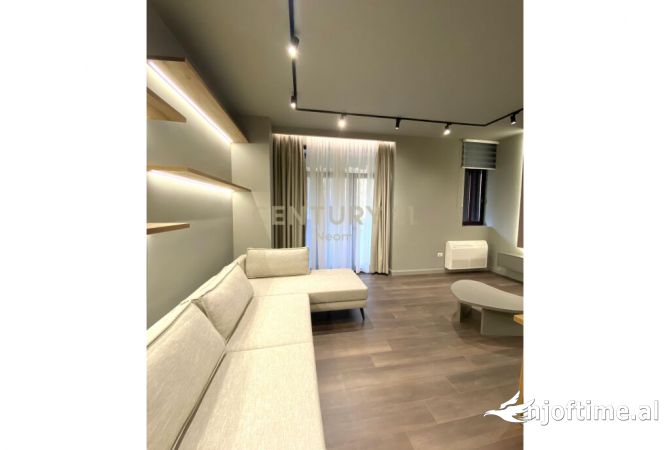 Shtepi me qera Apartament ne Tirane, 2+1, Mobilimi E mobiluar, Pagesa 1,000  Euro.