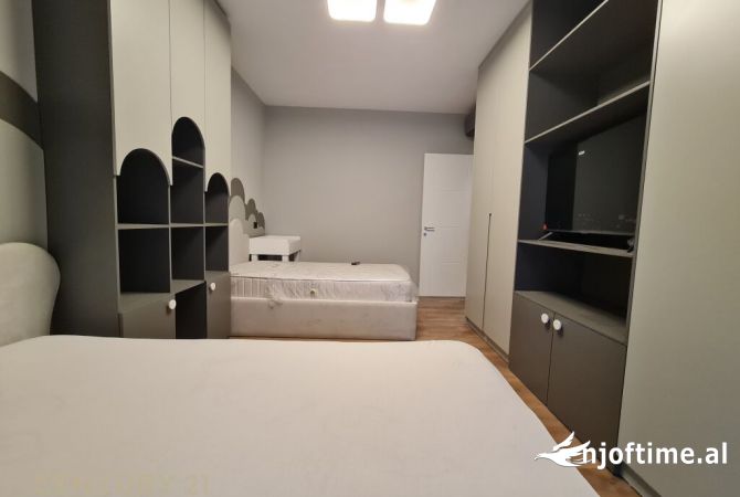Shtepi me qera Apartament ne Tirane, 2+1, Mobilimi E mobiluar, Pagesa 1,600  Euro.